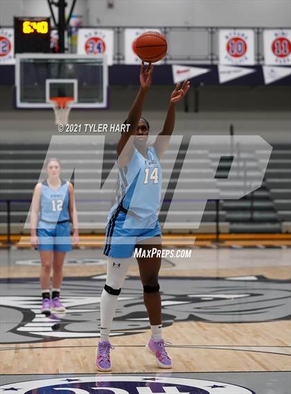 Thumbnail 3 in Mount Notre Dame vs. Crown Point (Sneakers for Santa Shootout) photogallery.