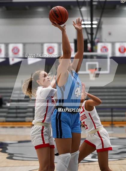 Thumbnail 2 in Mount Notre Dame vs. Crown Point (Sneakers for Santa Shootout) photogallery.