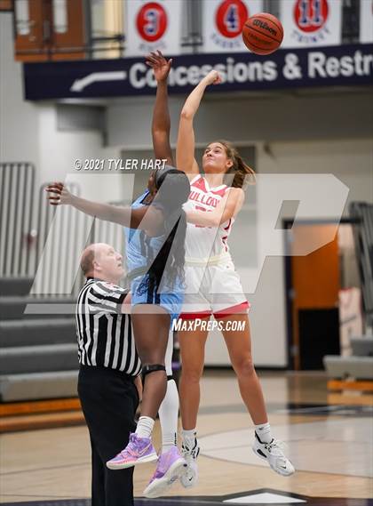 Thumbnail 2 in Mount Notre Dame vs. Crown Point (Sneakers for Santa Shootout) photogallery.