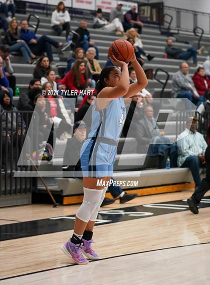 Thumbnail 2 in Mount Notre Dame vs. Crown Point (Sneakers for Santa Shootout) photogallery.
