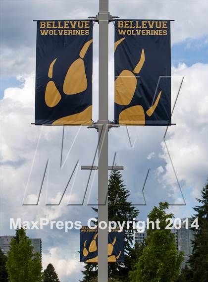 Thumbnail 2 in Bellevue (2014 Preseason Top 25 Photo Shoot) photogallery.