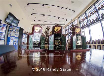 Thumbnail 2 in St. Thomas Aquinas (2016 Preseason Top 25 Early Contenders Photo Shoot) photogallery.