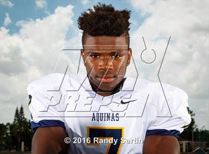 Thumbnail 1 in St. Thomas Aquinas (2016 Preseason Top 25 Early Contenders Photo Shoot) photogallery.