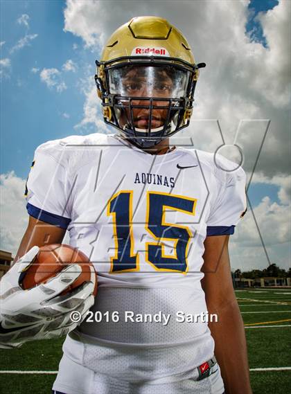 Thumbnail 1 in St. Thomas Aquinas (2016 Preseason Top 25 Early Contenders Photo Shoot) photogallery.