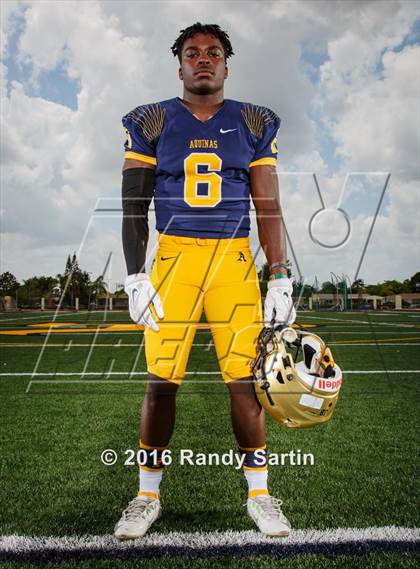 Thumbnail 2 in St. Thomas Aquinas (2016 Preseason Top 25 Early Contenders Photo Shoot) photogallery.