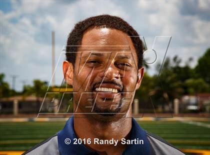 Thumbnail 3 in St. Thomas Aquinas (2016 Preseason Top 25 Early Contenders Photo Shoot) photogallery.