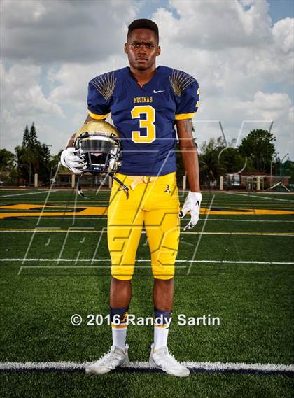 Thumbnail 1 in St. Thomas Aquinas (2016 Preseason Top 25 Early Contenders Photo Shoot) photogallery.