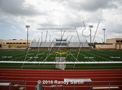 Thumbnail 2 in St. Thomas Aquinas (2016 Preseason Top 25 Early Contenders Photo Shoot) photogallery.