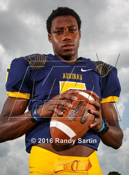 Thumbnail 3 in St. Thomas Aquinas (2016 Preseason Top 25 Early Contenders Photo Shoot) photogallery.