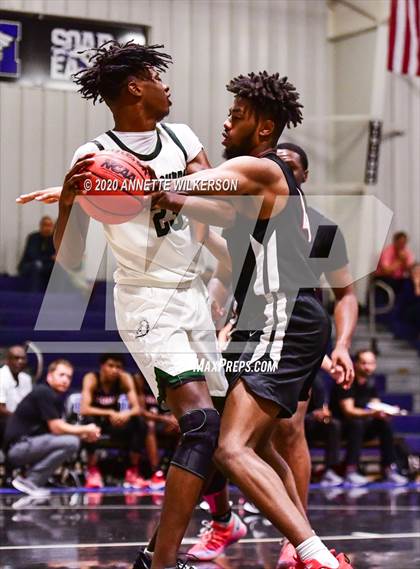 Thumbnail 3 in Edgewater vs. Melbourne (Kaylin High Master's Classic) photogallery.