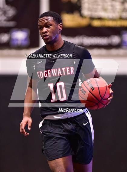 Thumbnail 1 in Edgewater vs. Melbourne (Kaylin High Master's Classic) photogallery.