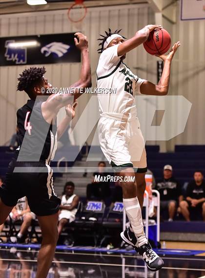 Thumbnail 1 in Edgewater vs. Melbourne (Kaylin High Master's Classic) photogallery.