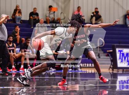 Thumbnail 1 in Edgewater vs. Melbourne (Kaylin High Master's Classic) photogallery.