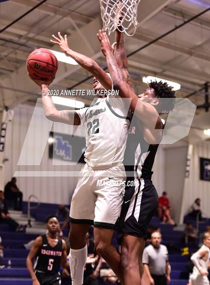 Thumbnail 2 in Edgewater vs. Melbourne (Kaylin High Master's Classic) photogallery.