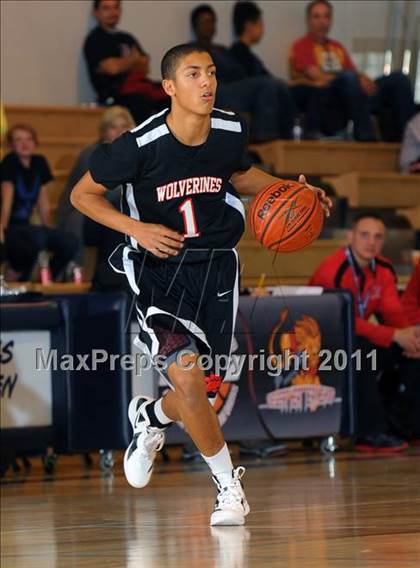 Thumbnail 1 in Bishop Manogue vs Harvard-Westlake (MaxPreps Holiday Classic) photogallery.