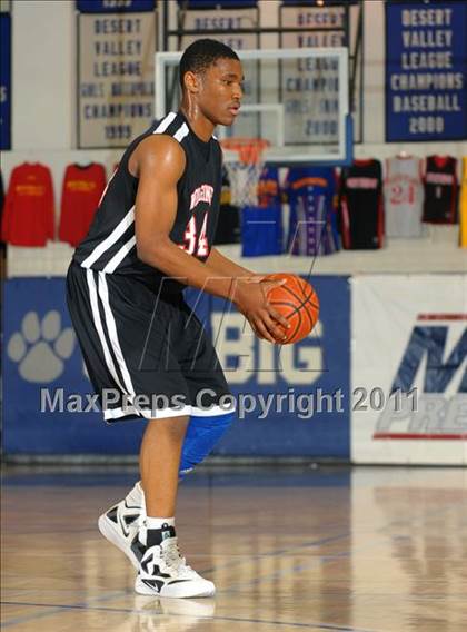 Thumbnail 2 in Bishop Manogue vs Harvard-Westlake (MaxPreps Holiday Classic) photogallery.