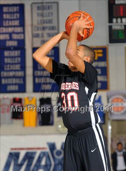 Thumbnail 2 in Bishop Manogue vs Harvard-Westlake (MaxPreps Holiday Classic) photogallery.