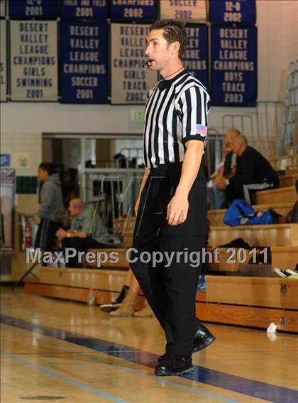 Thumbnail 3 in Bishop Manogue vs Harvard-Westlake (MaxPreps Holiday Classic) photogallery.