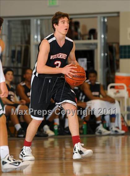 Thumbnail 3 in Bishop Manogue vs Harvard-Westlake (MaxPreps Holiday Classic) photogallery.