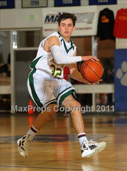 Thumbnail 2 in Bishop Manogue vs Harvard-Westlake (MaxPreps Holiday Classic) photogallery.