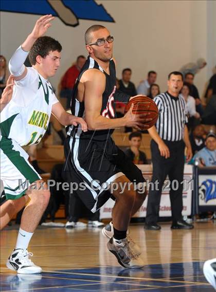 Thumbnail 1 in Bishop Manogue vs Harvard-Westlake (MaxPreps Holiday Classic) photogallery.