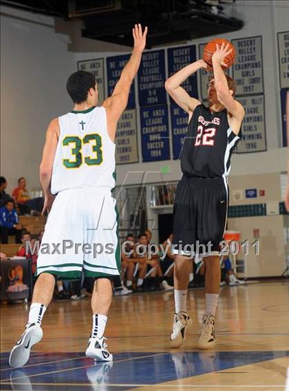 Thumbnail 1 in Bishop Manogue vs Harvard-Westlake (MaxPreps Holiday Classic) photogallery.