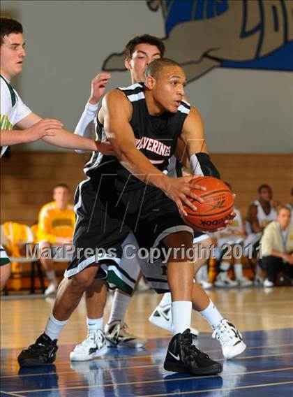 Thumbnail 2 in Bishop Manogue vs Harvard-Westlake (MaxPreps Holiday Classic) photogallery.