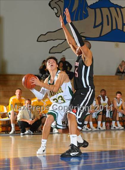 Thumbnail 3 in Bishop Manogue vs Harvard-Westlake (MaxPreps Holiday Classic) photogallery.