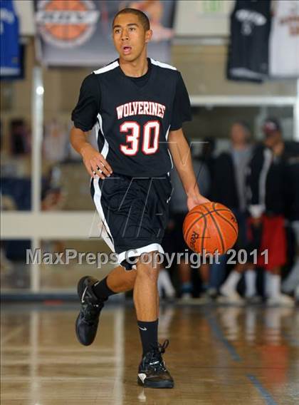 Thumbnail 2 in Bishop Manogue vs Harvard-Westlake (MaxPreps Holiday Classic) photogallery.