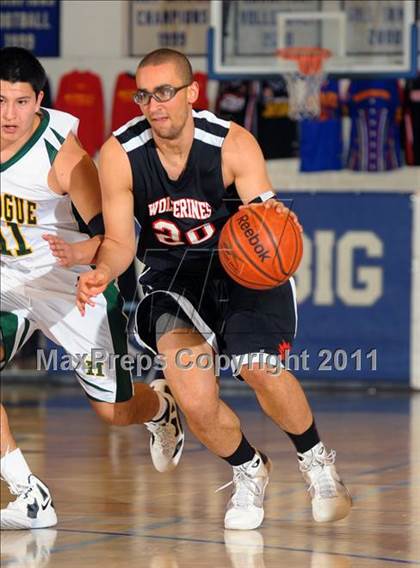 Thumbnail 1 in Bishop Manogue vs Harvard-Westlake (MaxPreps Holiday Classic) photogallery.