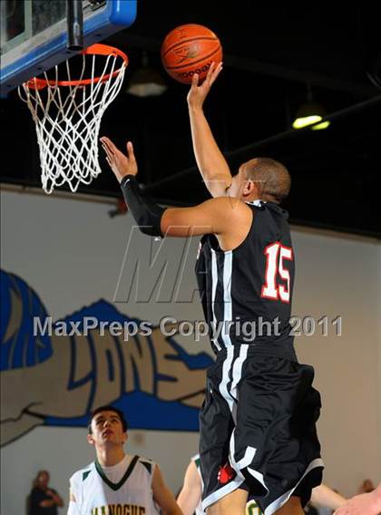 Thumbnail 3 in Bishop Manogue vs Harvard-Westlake (MaxPreps Holiday Classic) photogallery.