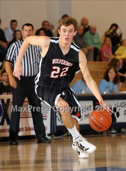 Thumbnail 3 in Bishop Manogue vs Harvard-Westlake (MaxPreps Holiday Classic) photogallery.