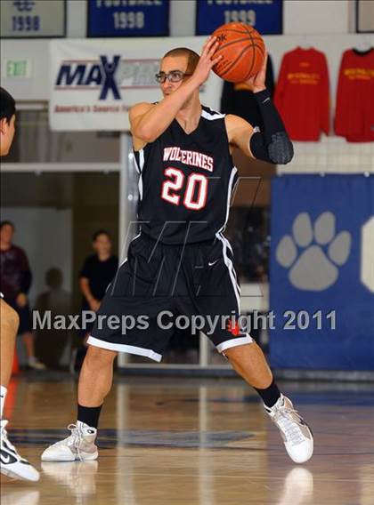 Thumbnail 2 in Bishop Manogue vs Harvard-Westlake (MaxPreps Holiday Classic) photogallery.