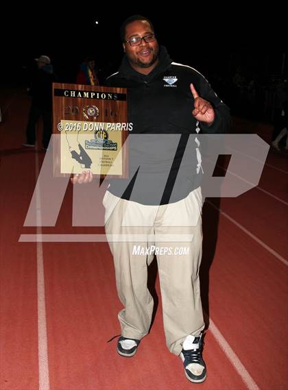 Thumbnail 3 in Norte Vista vs. San Gorgonio (CIF SS Division 7 Final) photogallery.