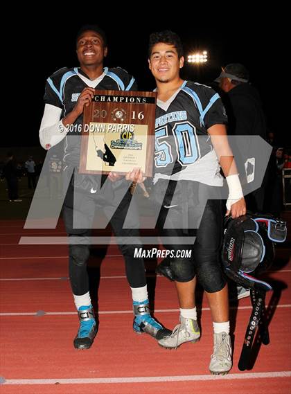Thumbnail 2 in Norte Vista vs. San Gorgonio (CIF SS Division 7 Final) photogallery.