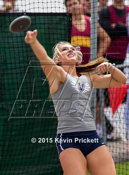 Thumbnail 2 in CHSAA 4A State Championship Discus (Day 1) photogallery.