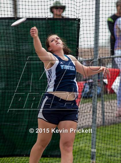 Thumbnail 1 in CHSAA 4A State Championship Discus (Day 1) photogallery.