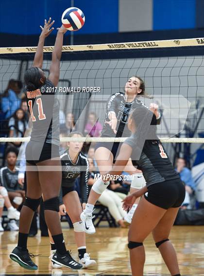 Thumbnail 3 in West Mesquite @ Wylie East photogallery.
