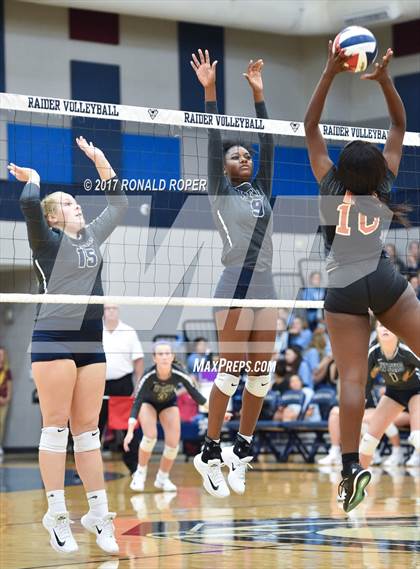 Thumbnail 3 in West Mesquite @ Wylie East photogallery.
