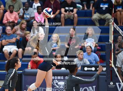 Thumbnail 3 in West Mesquite @ Wylie East photogallery.