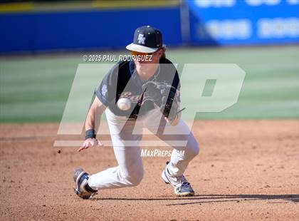Thumbnail 2 in Crespi vs Santa Margarita (CIF SS D1 Semifinal) photogallery.