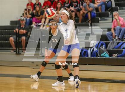 Thumbnail 3 in Van Alstyne vs Pilot Point (Denison Invitational) photogallery.