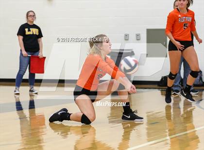 Thumbnail 3 in Van Alstyne vs Pilot Point (Denison Invitational) photogallery.
