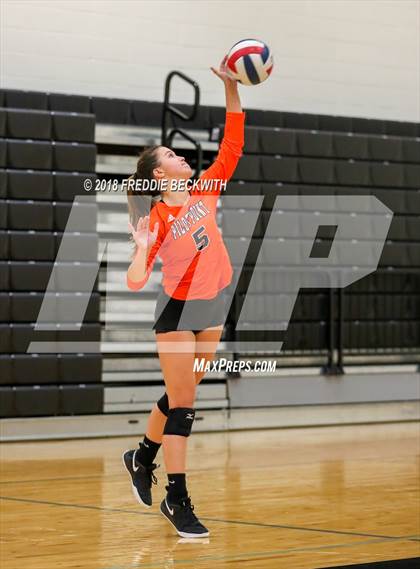 Thumbnail 3 in Van Alstyne vs Pilot Point (Denison Invitational) photogallery.