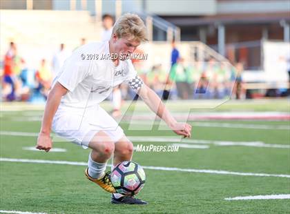 Thumbnail 1 in St. Louis Catholic @ E. D. White (LHSAA Division III Semifinal) photogallery.