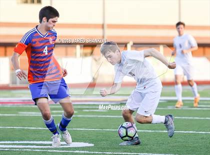 Thumbnail 2 in St. Louis Catholic @ E. D. White (LHSAA Division III Semifinal) photogallery.
