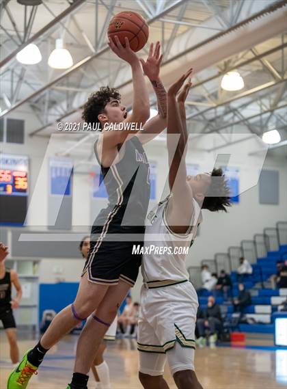 Thumbnail 2 in North Kitsap vs. Timberline (Curtis Winter Classic) photogallery.