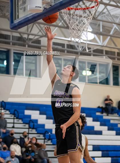 Thumbnail 3 in North Kitsap vs. Timberline (Curtis Winter Classic) photogallery.