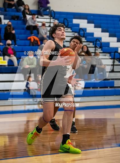 Thumbnail 1 in North Kitsap vs. Timberline (Curtis Winter Classic) photogallery.