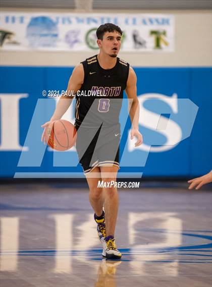 Thumbnail 2 in North Kitsap vs. Timberline (Curtis Winter Classic) photogallery.